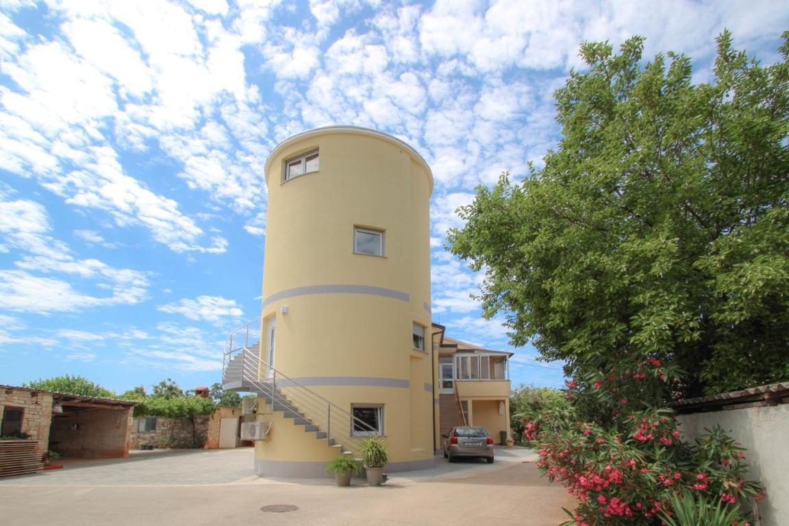 Silos Mare Apartment Novigrad  ภายนอก รูปภาพ