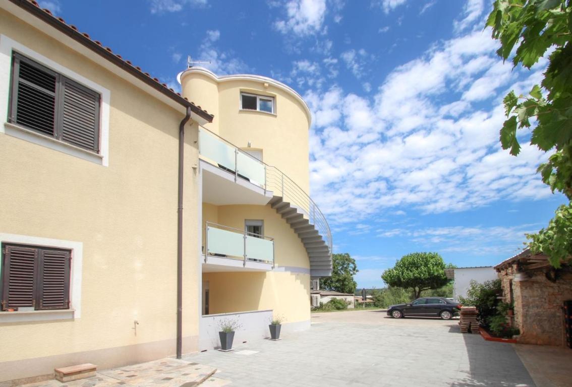 Silos Mare Apartment Novigrad  ภายนอก รูปภาพ