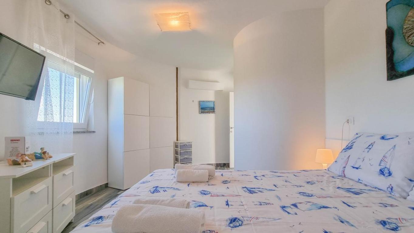 Silos Mare Apartment Novigrad  ภายนอก รูปภาพ