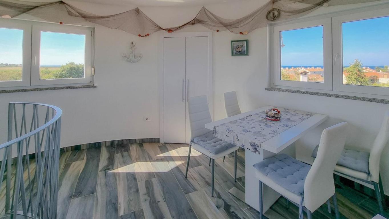 Silos Mare Apartment Novigrad  ภายนอก รูปภาพ
